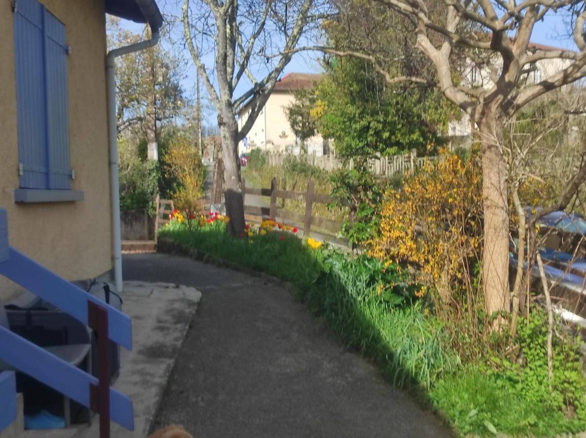 Chambre Spatieuse Avec Grand Lit. Aspet Exterior foto